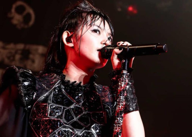オランダのsmash Press One Ok Rockのeye Of The Stormのレビュー 海外の反応 Babymetalize